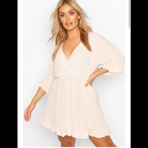 NWT BOOHOO DRESS